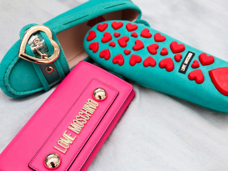 https___www.brandsdistribution.com_ftp_home2013_gallery_love-moschino25